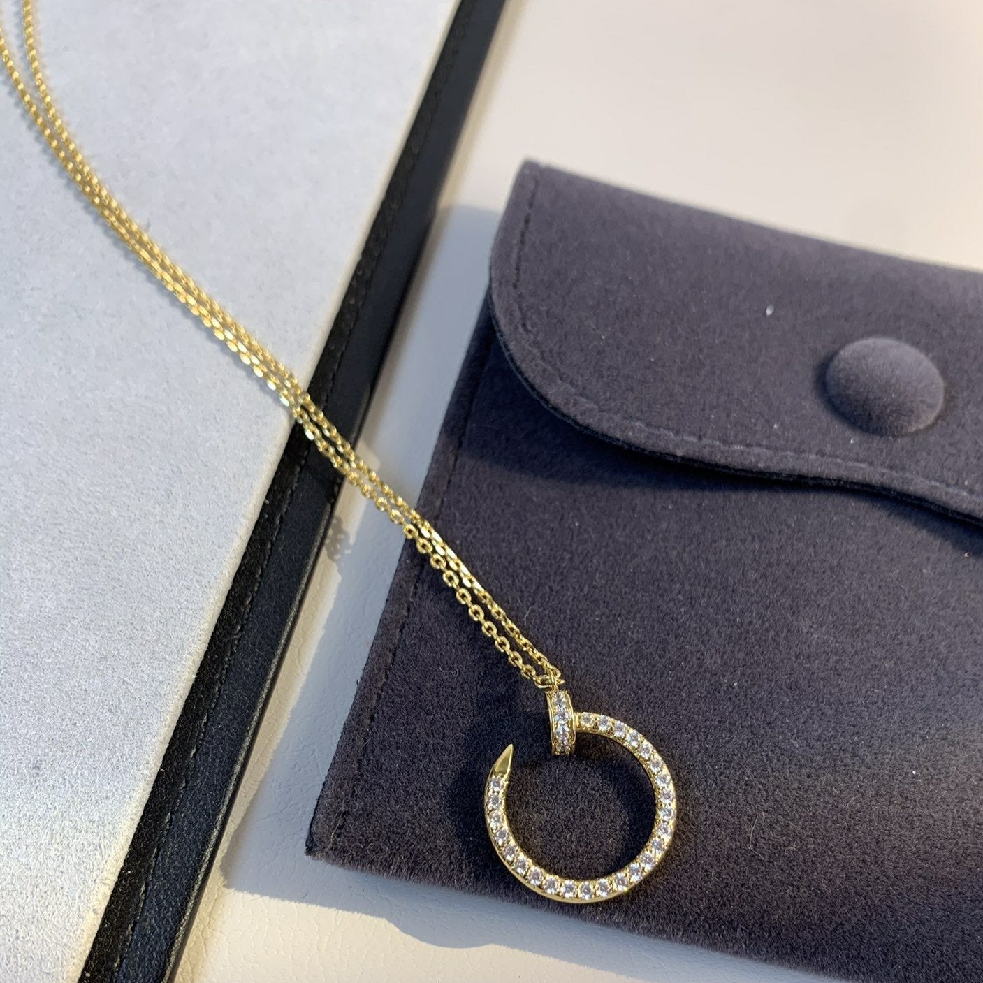 ¡®Lumi¡¯JUSTE NECKLACE GOLD DIAMONDS