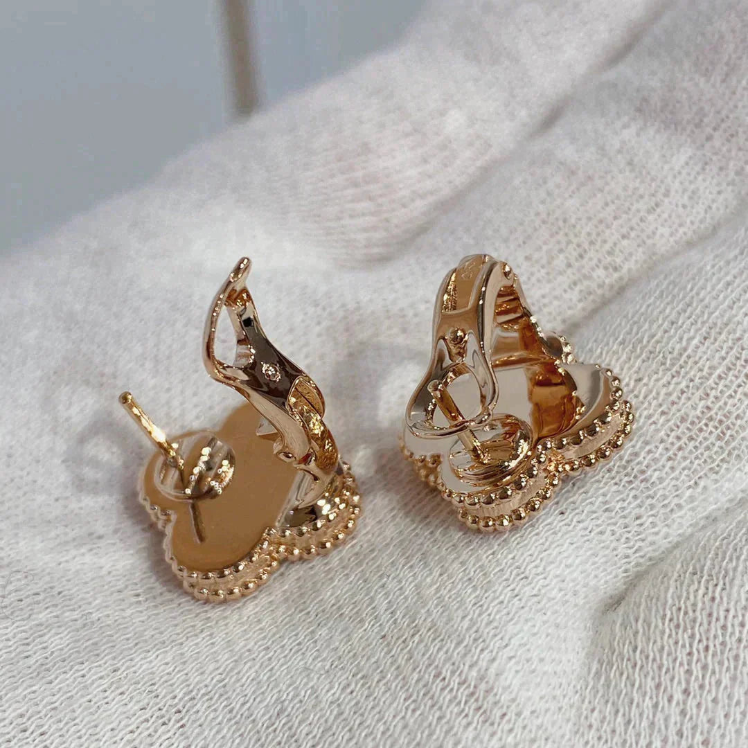 ¡®Lumi¡¯CLOVER MEDIUM 1 MOTIFS CARNELIAN  DIAMOND earrings