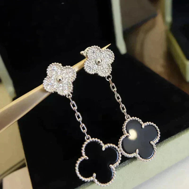 Lumi® Ohrringe mit Kleeblattmotiven, Diamant und Onyx, Silber