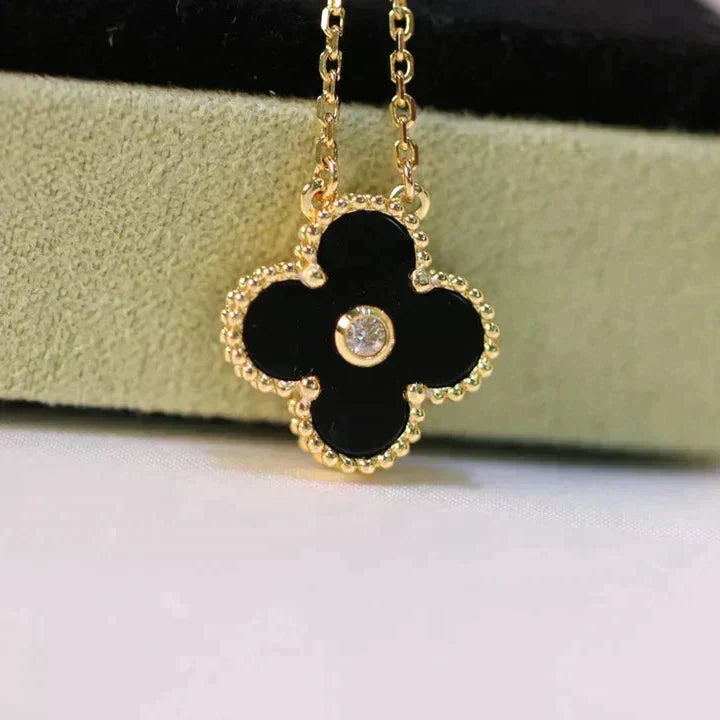 Lumi® CLOVER 15MM DIAMANT-ONYX-HALSKETTE
