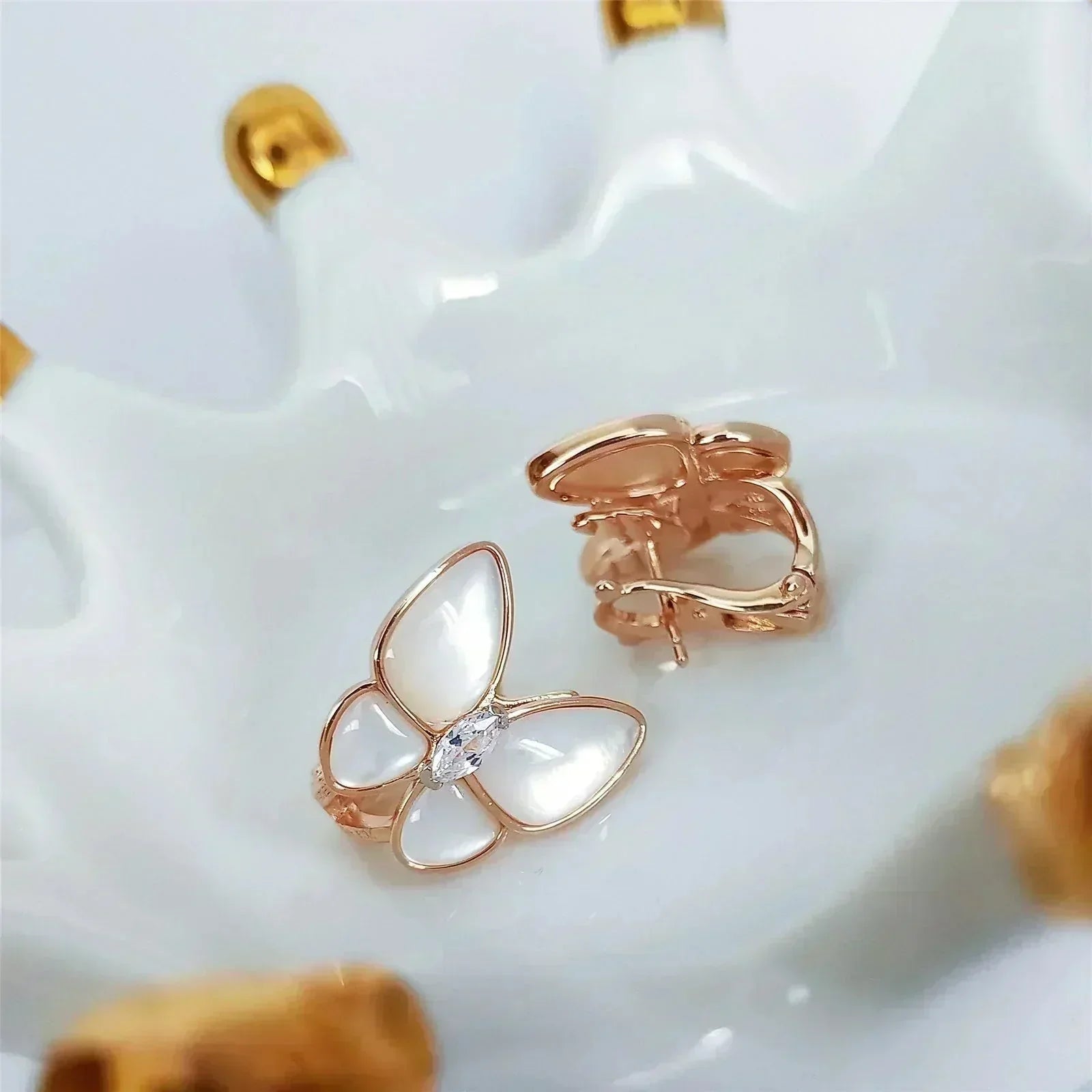 Lumi® Schmetterlings-Perlmutt-Diamantohrringe