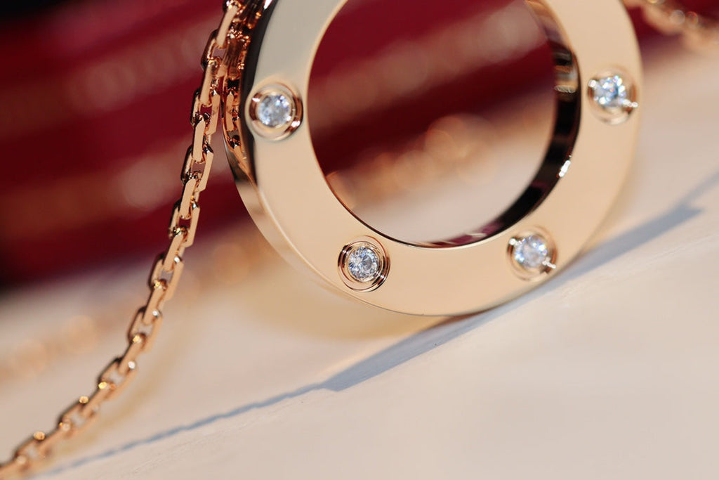 Lumi® LOVE Halskette, 16 mm, 6 Diamanten, Roségold