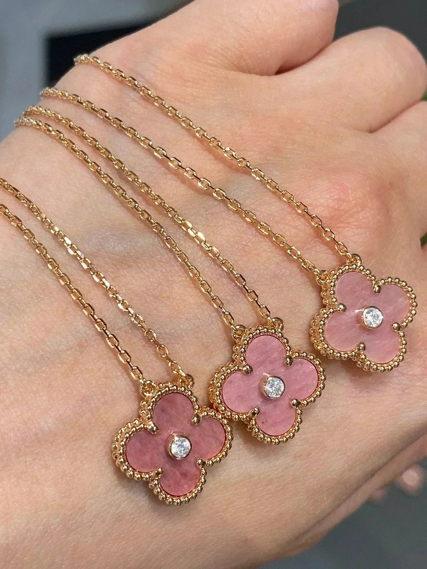 Lumi® CLOVER 15MM DIAMANT-RHODONITT-HALSKETTE