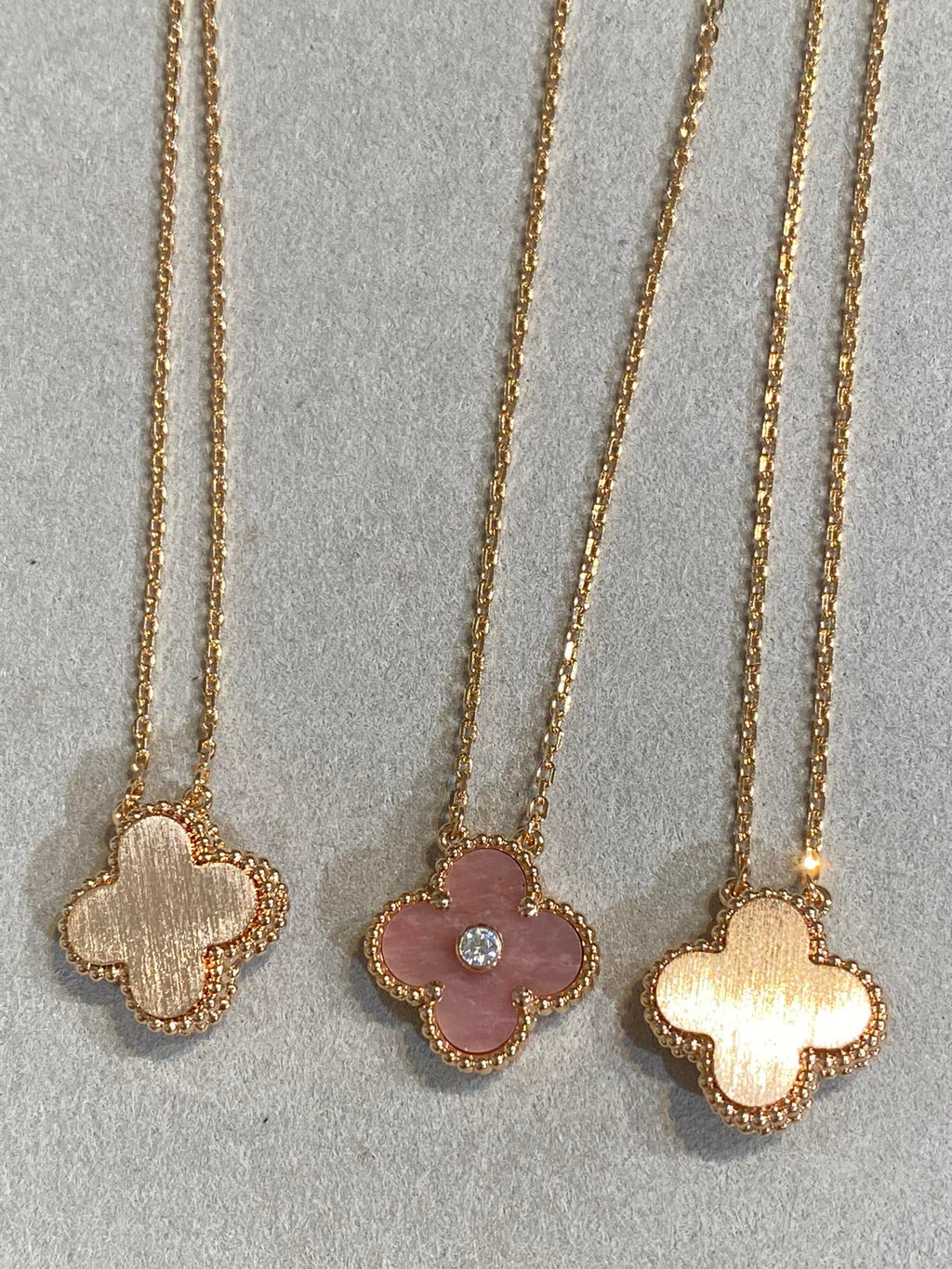Lumi® CLOVER 15MM DIAMANT-RHODONITT-HALSKETTE