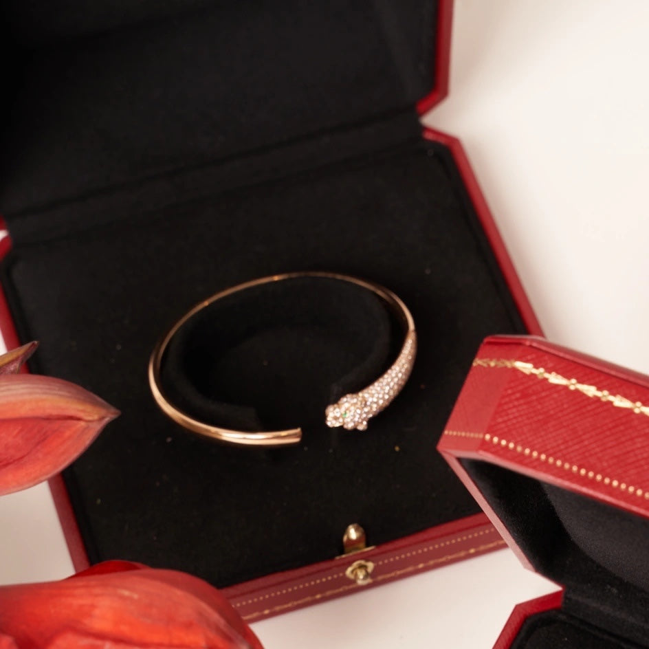 LumiPanthere Roségold Diamant-Armband, offen