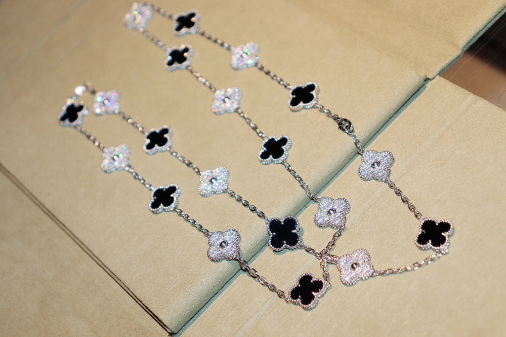 Lumi® CLOVER 20 MOTIVE ONYX DIAMOND SILVER
