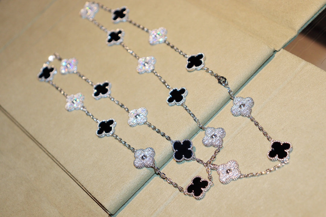 Lumi® CLOVER 20 MOTIVE ONYX DIAMOND SILVER