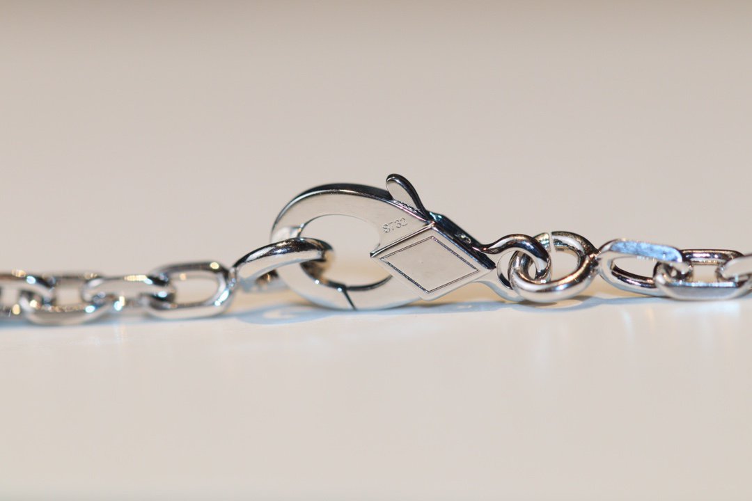 Lumi® CLOVER 20 MOTIVE ONYX DIAMOND SILVER