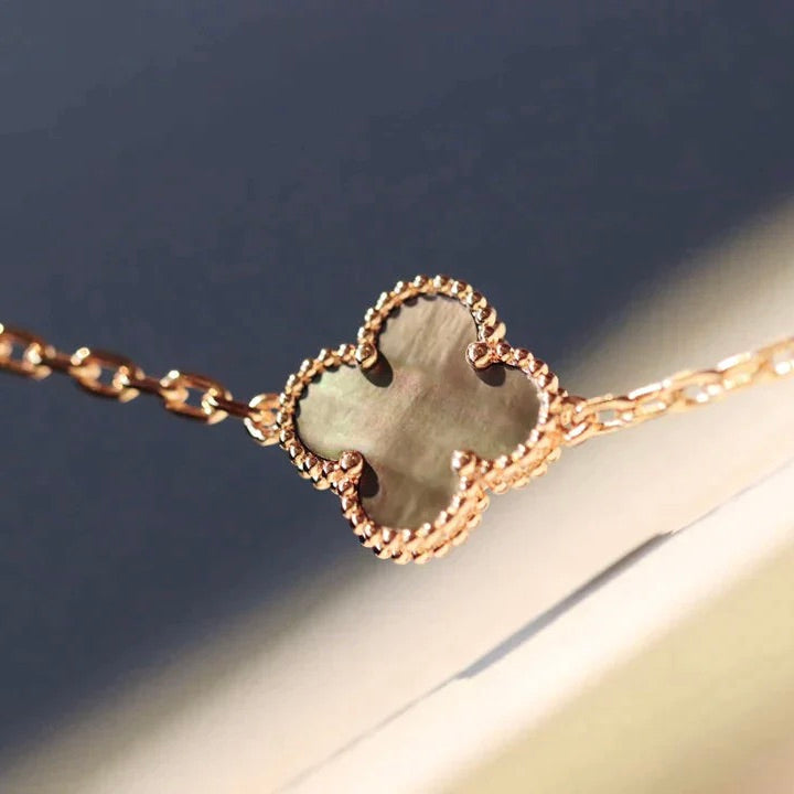 Lumi® CLOVER 20 MOTIFS DARK MOP DIAMOND NECKLACE