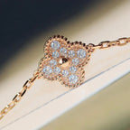 Lumi® CLOVER 20 MOTIFS LASER DIAMOND NECKLACE