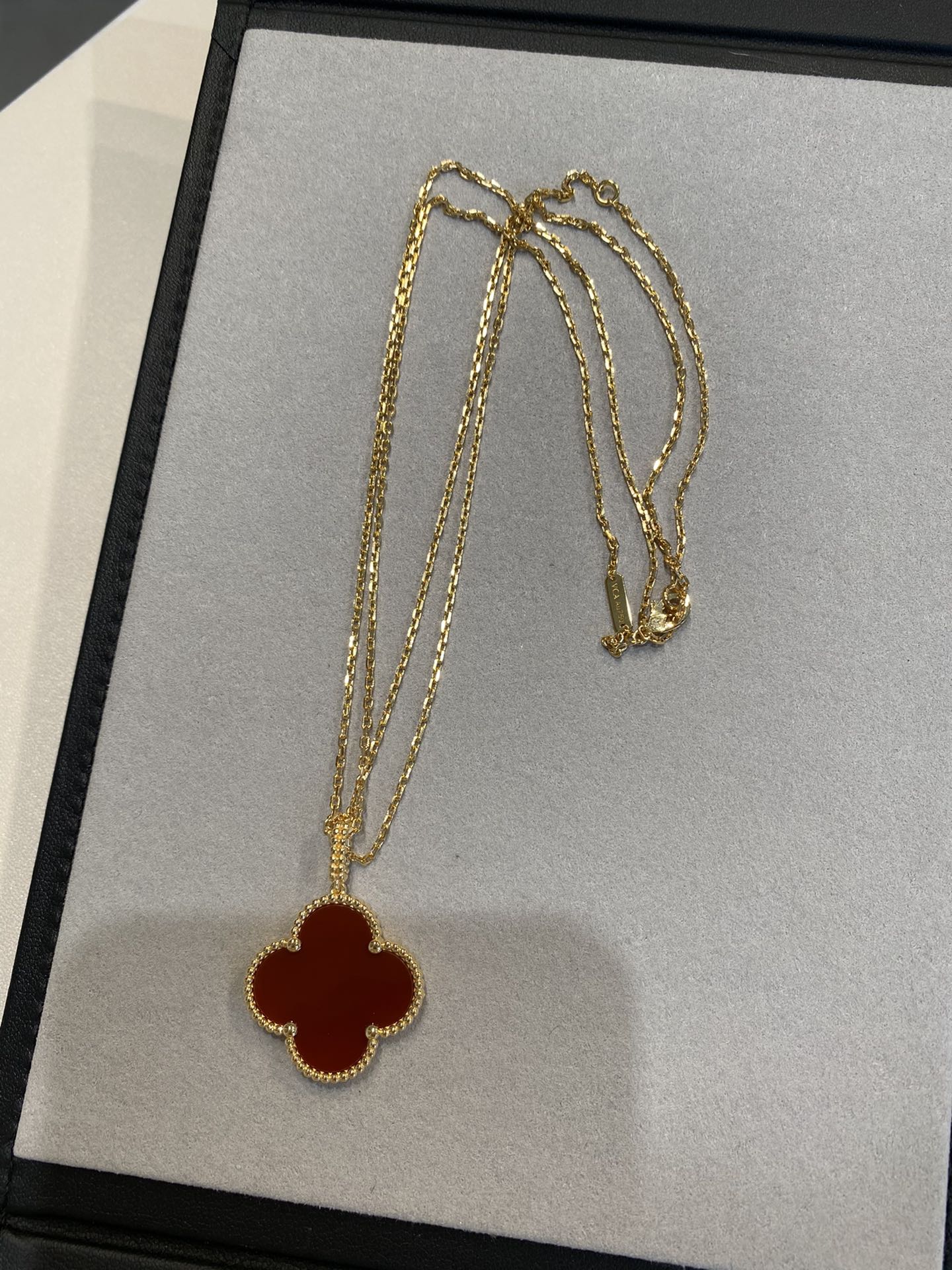 Lumi® CLOVER 25MM HALSKETTE GOLD KARNEIL