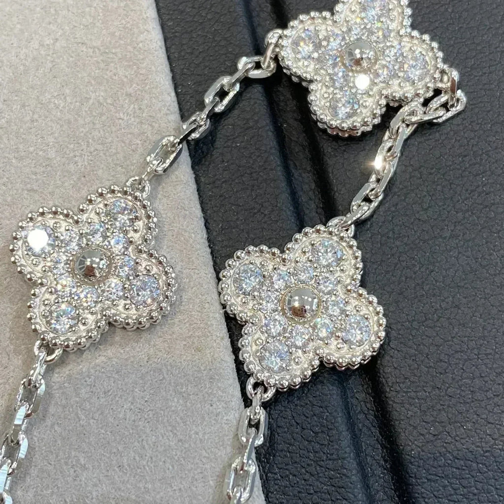 [Lumi] Neue CLOVER 5 MOTIF VOLLDIAMANT-ARMBANDKOLLEKTION