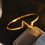 ¡®Lumi¡¯VOLTE UPSITE DOWN ARMBAND