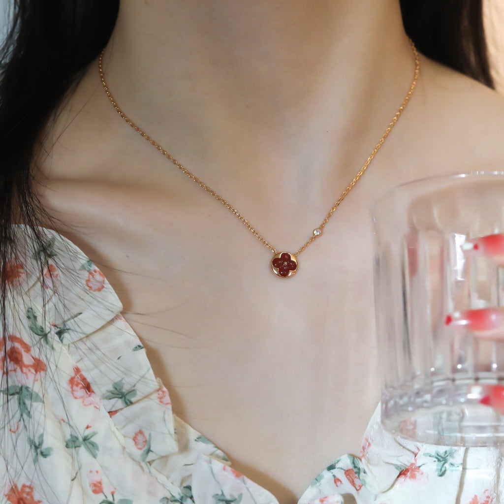 Lumi® Sonnenanhänger, roségoldene Halskette mit 1 Diamanten