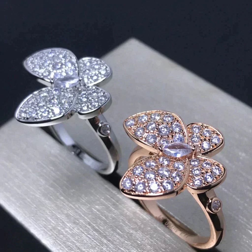 Lumi® Schmetterlingsring aus rosafarbenem Gold mit Diamanten