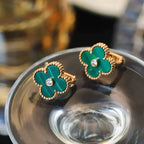 Lumi® CLOVER MEDIUM 1 MOTIFS MALACHITE DIAMOND EARRINGS