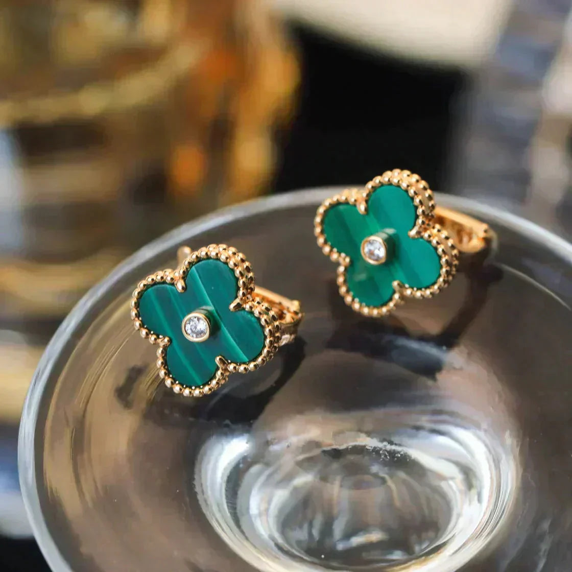 ¡®Lumi¡¯CLOVER MEDIUM 1 MOTIFS MALACHITE DIAMOND EARRINGS