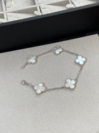 [Lumi] Neue Armbandkollektion CLOVER WHITE PEARL MOP 5 mit Motiven