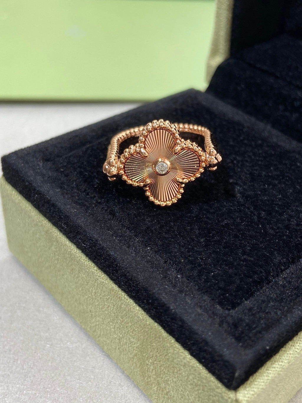 LumiClover Flussring aus Roségold