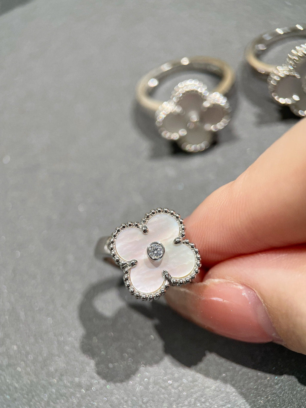 Lumi® CLOVER SILBER-PERLMUTT-DIAMANTRING