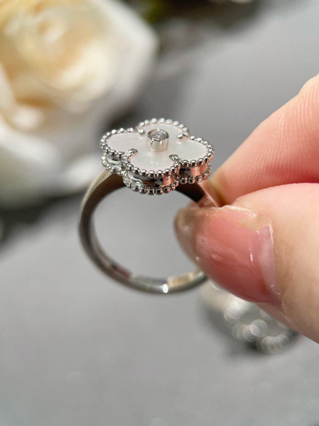 Lumi® CLOVER SILBER-PERLMUTT-DIAMANTRING