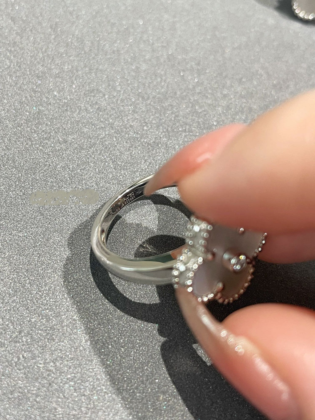 Lumi® CLOVER SILBER-PERLMUTT-DIAMANTRING