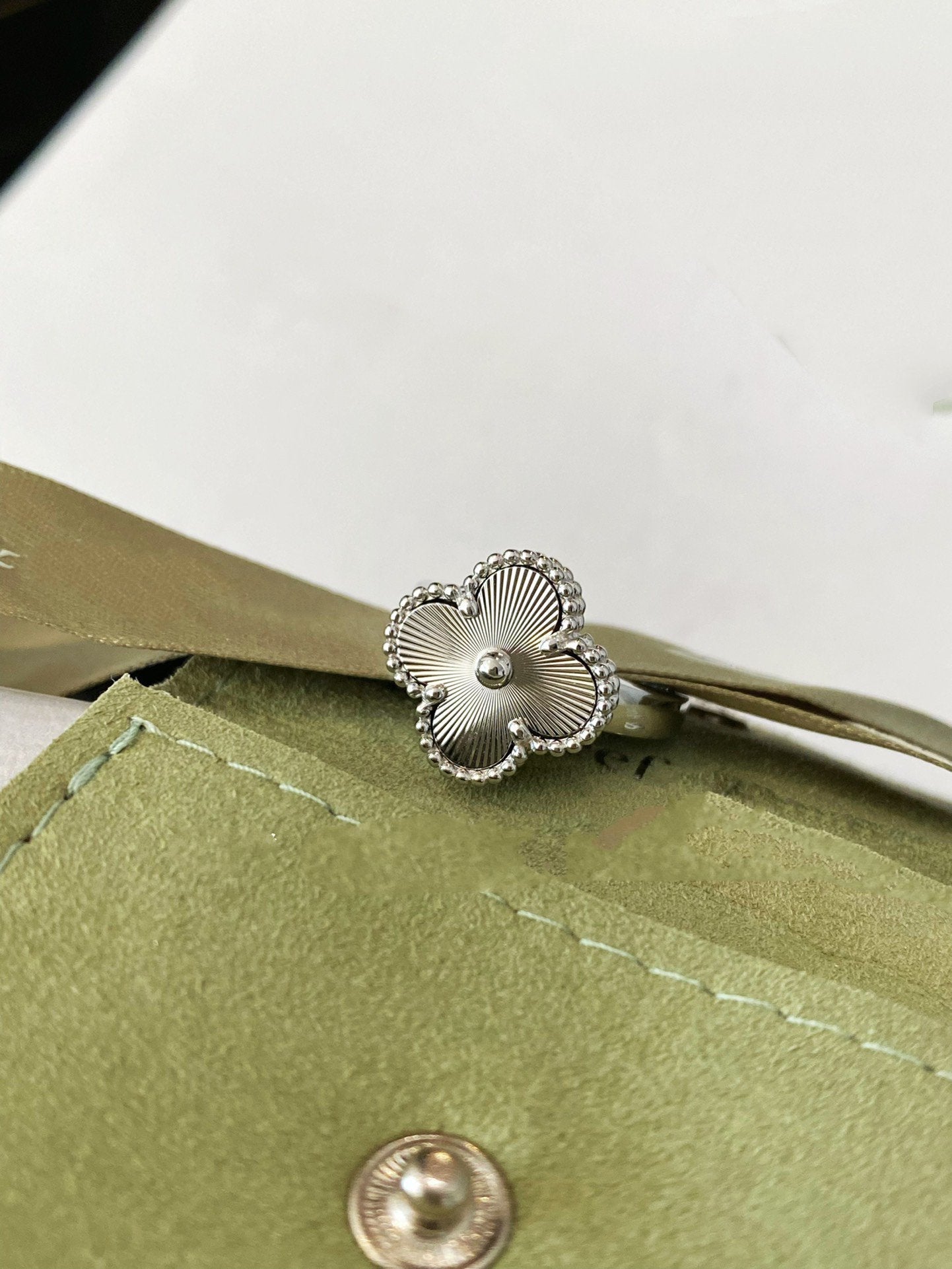Lumi® CLOVER SILBERRING