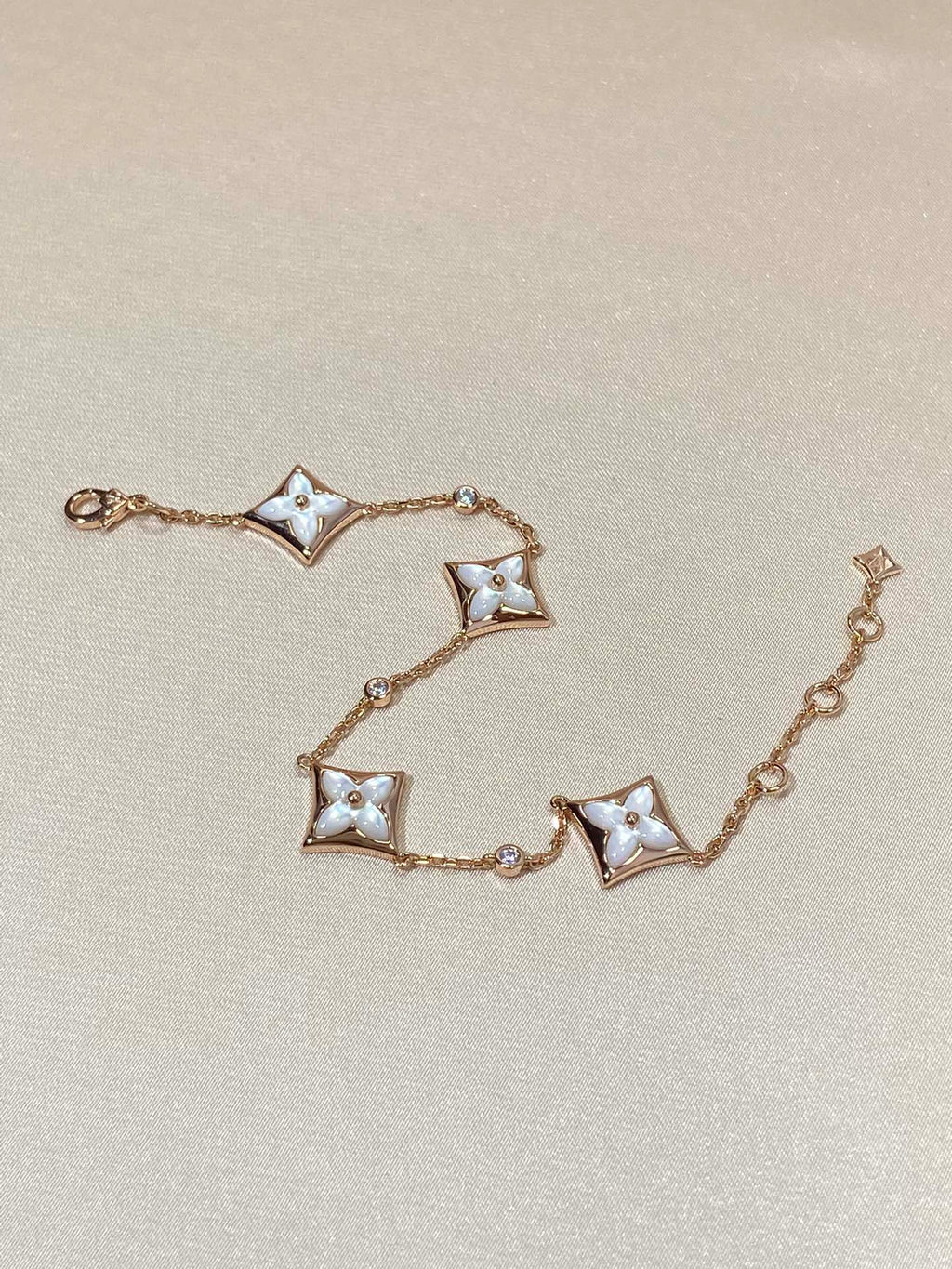 Lumi® STAR 4 MOTIF MOP DIAMOND PINK GOLD ARMBAND