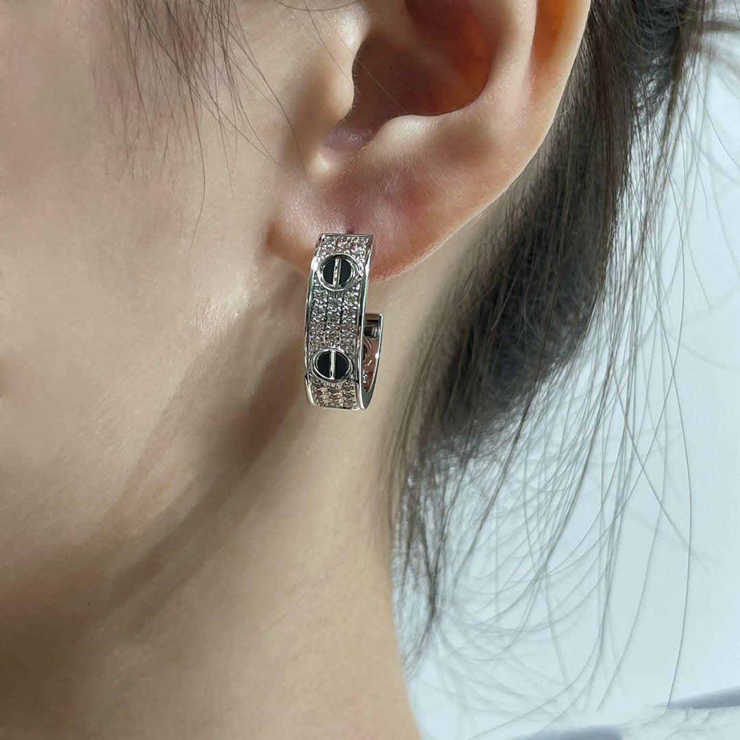 Lumi LOVE Ohrringe aus Keramik mit Diamantbesatz und Silber