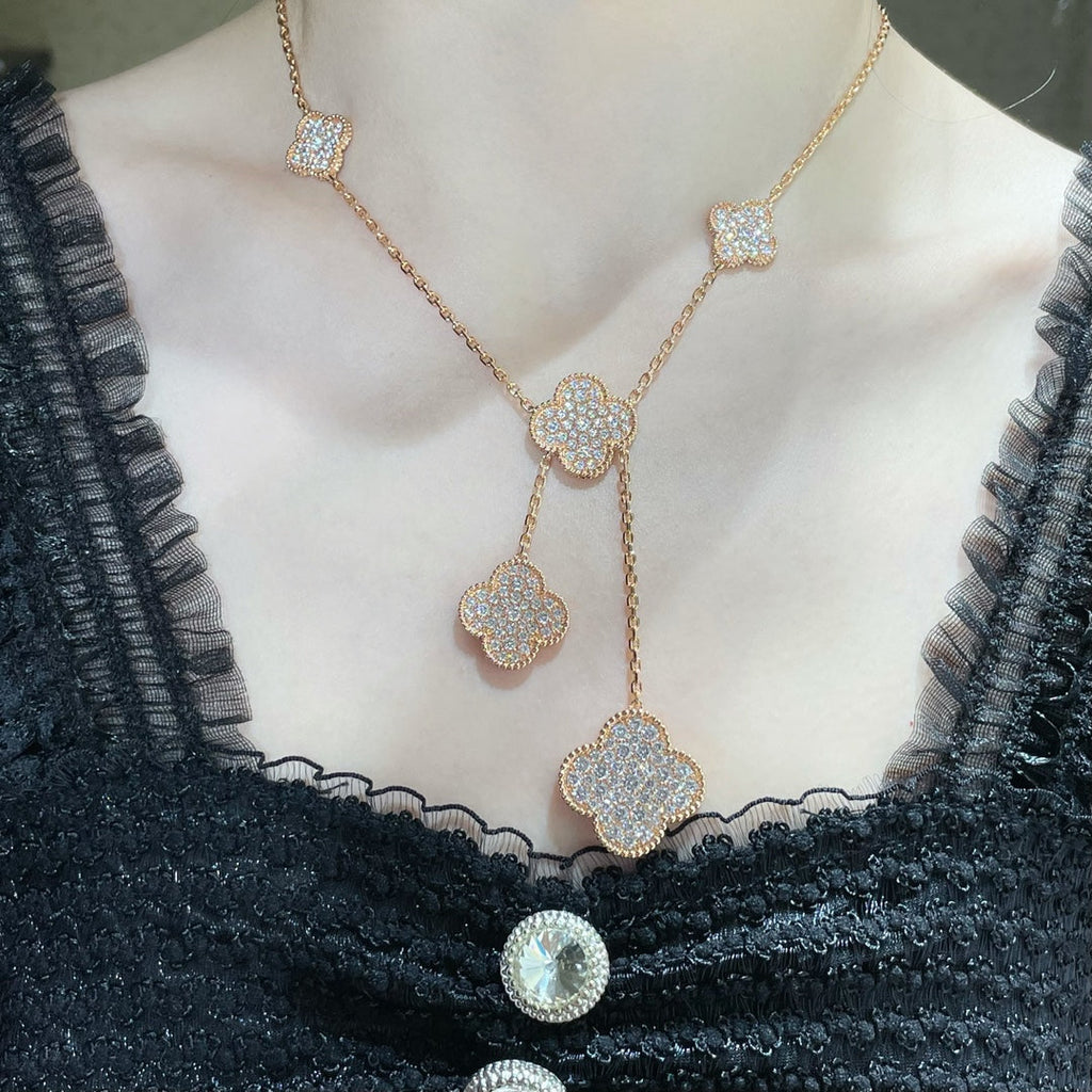 Lumi® Kleeblatt-Halskette mit 6 Diamantmotiven