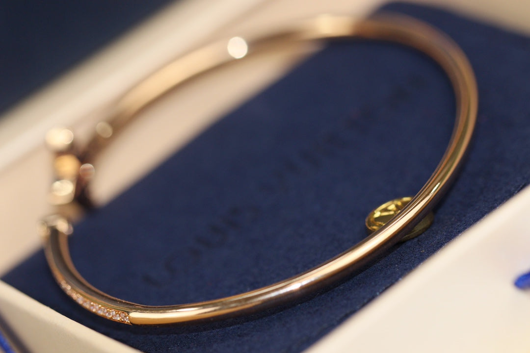 Lumi IDYLLE OFFENES ARMBAND IN ROSA GOLD MIT DIAMANTENBESETZUNG