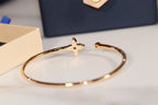 Lumi IDYLLE GOLD OFFENES ARMBAND MIT DIAMANTENBESETZUNG
