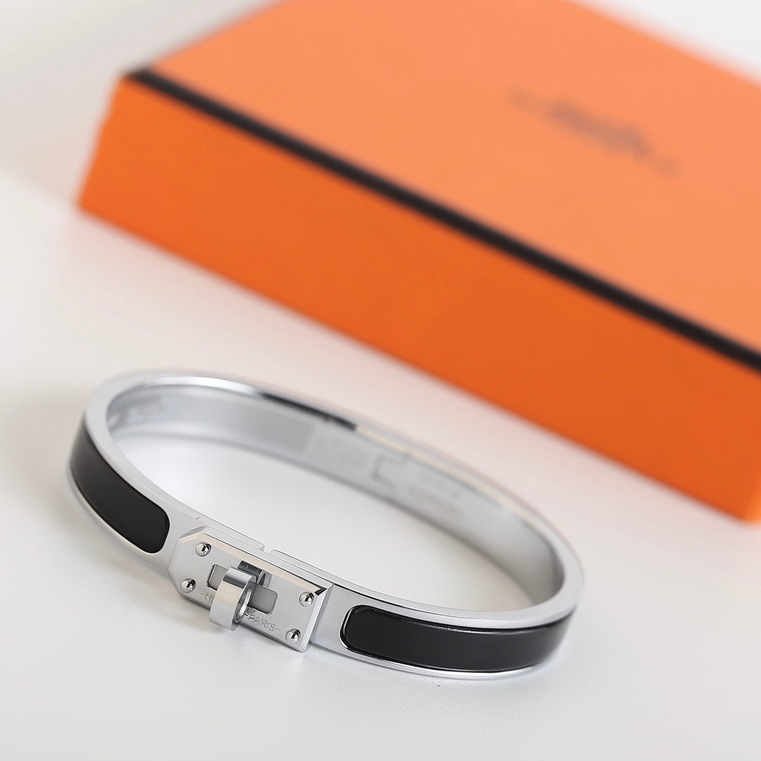¡®Lumi¡¯HM KELLY BLACK BRACELET