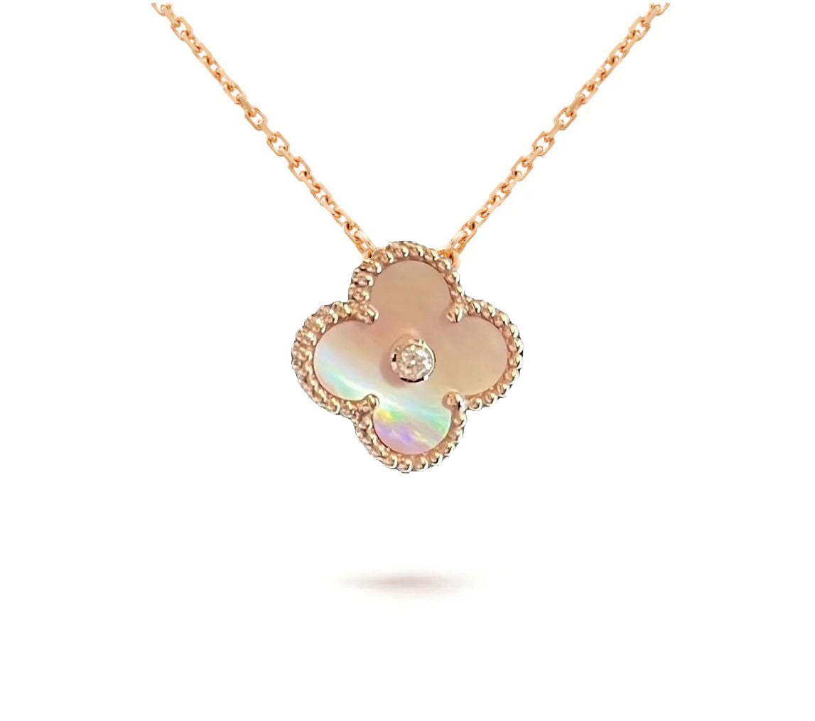 ¡®Lumi¡¯CHRISTMAS LIMITED EDITION NECKLACE COLLECTION