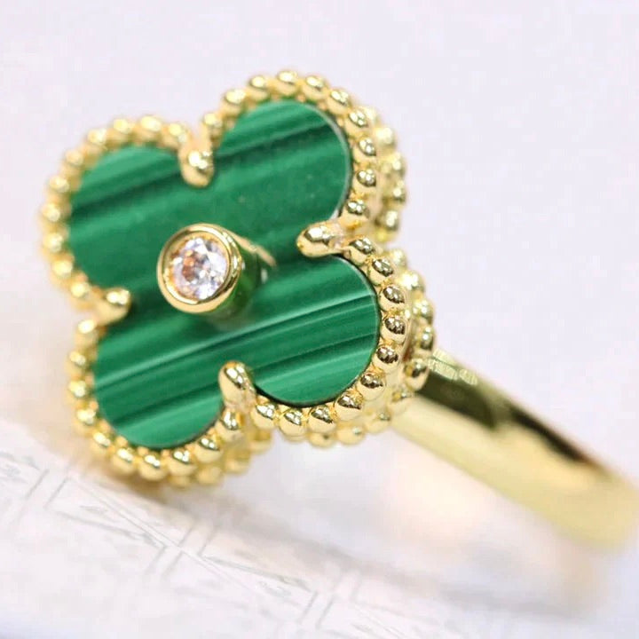 Lumi® CLOVER MALACHIT RING GOLD DIAMOND