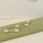 [Lumi] Neue Armbandkollektion CLOVER WHITE PEARL MOP 5 mit Motiven