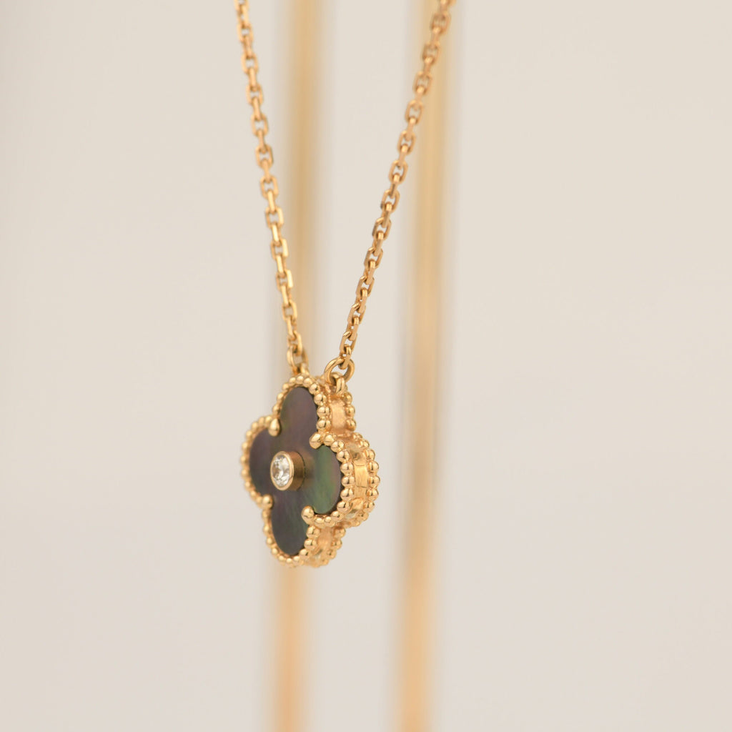 Lumi® CLOVER 15MM DIAMANT- UND PERLMUTT-HALSKETTE