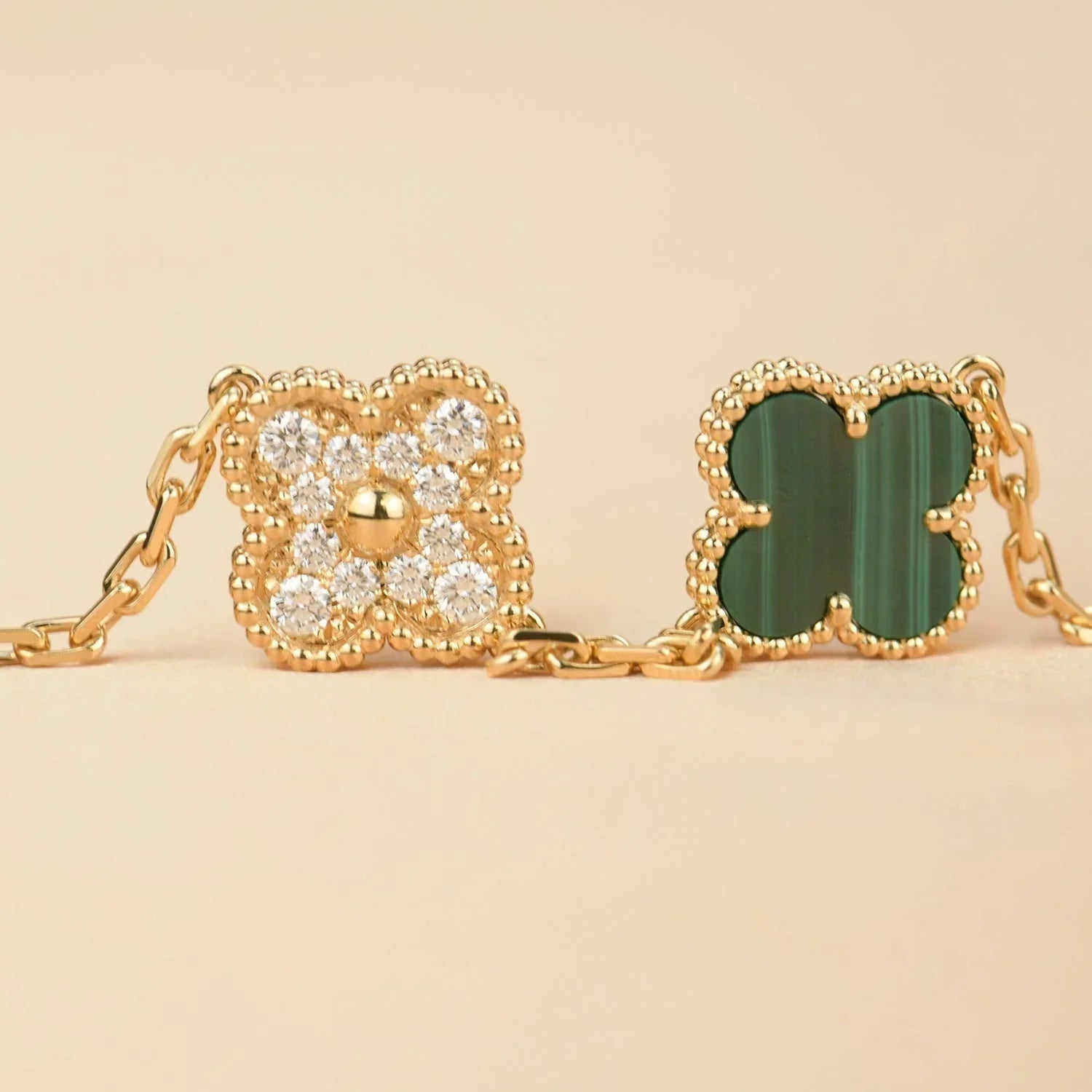[Lumi] Neue Armbandkollektion „Clover 5 Motiv Malachit“