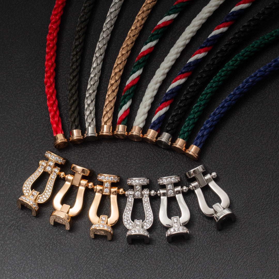 Lumi® FORCE Großes Hufeisen-Armband mit Halbdiamanten, Silber