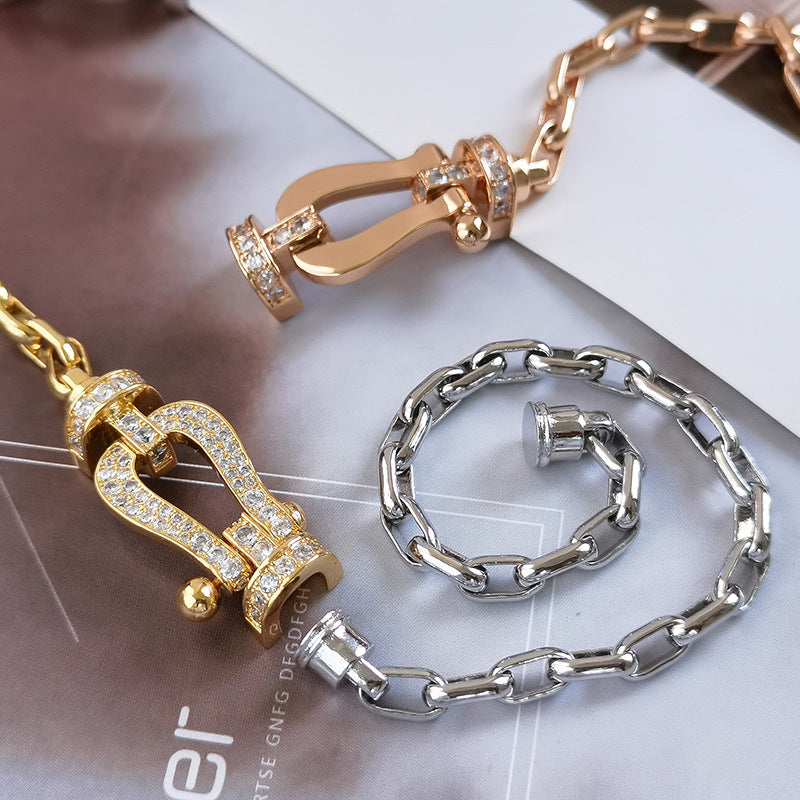 ®Lumi®FORCE Großes Hufeisen-Metallarmband mit Verschluss