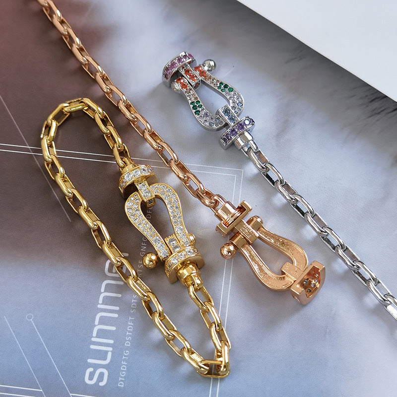 ®Lumi®FORCE Großes Hufeisen-Metallarmband mit Verschluss