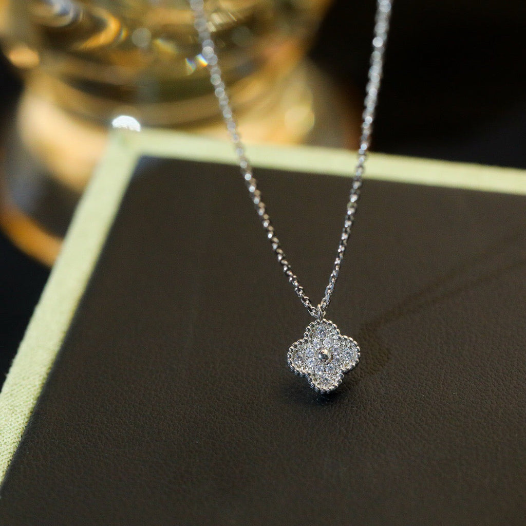 Lumi® CLOVER MINI 9,5MM ANHÄNGER MIT DIAMANT
