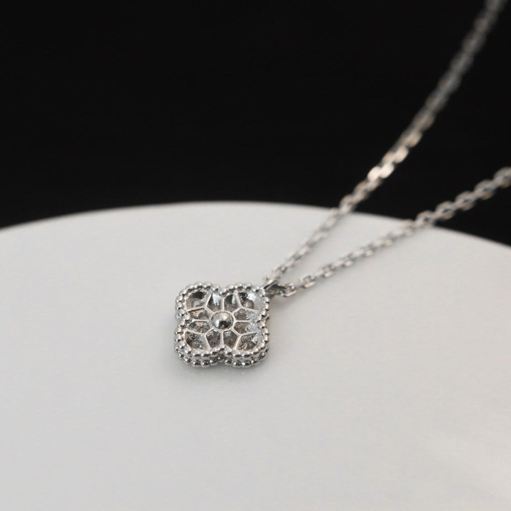Lumi® CLOVER MINI 9,5MM ANHÄNGER MIT DIAMANT