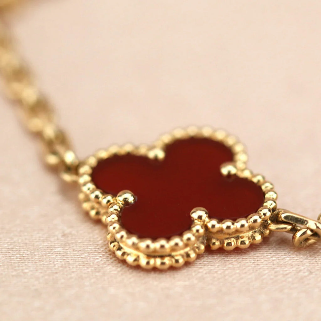 [Lumi jewelry] CLOVER 5 MOTIF RED CORNELIAN BRACELET COLLECTION