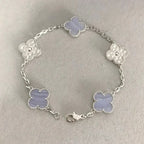 [Lumi] Neue Armbandkollektion „Clover 5 Motif“ aus lila Chalkedonier