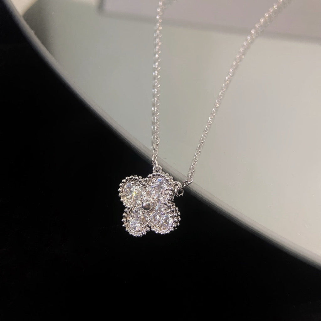 Lumi® CLOVER 15MM DIAMANT-EINZELBLÜTEN-KETTE