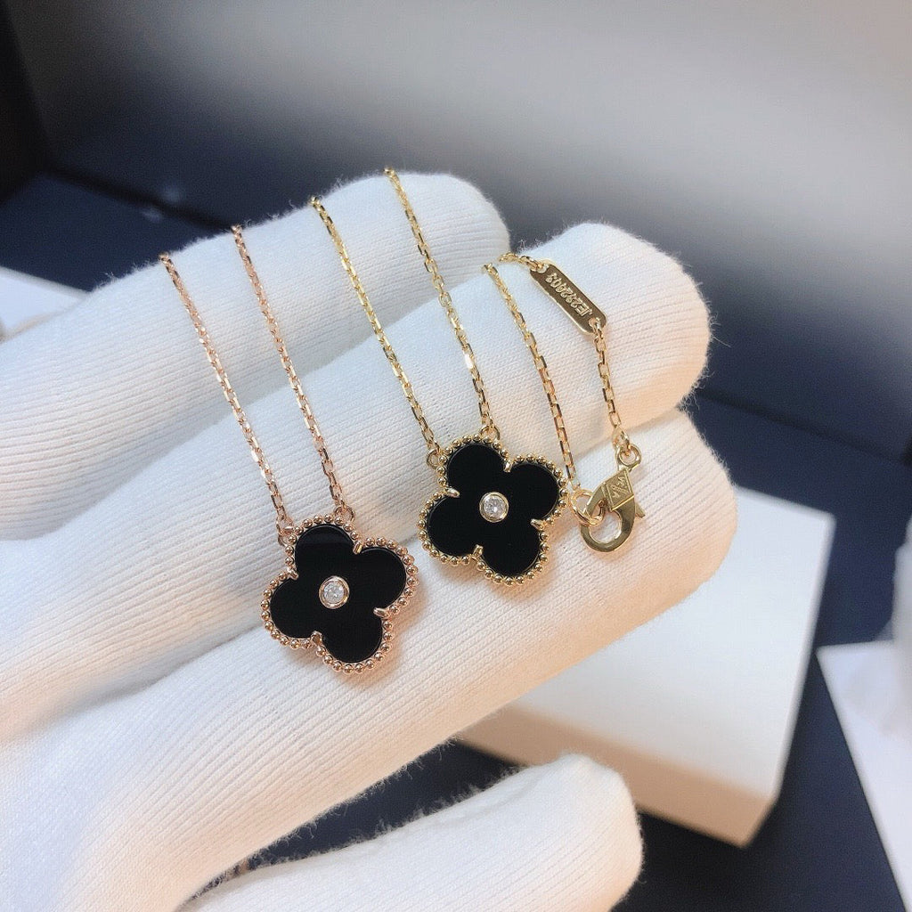 Lumi® CLOVER 15MM DIAMANT-ONYX-HALSKETTE