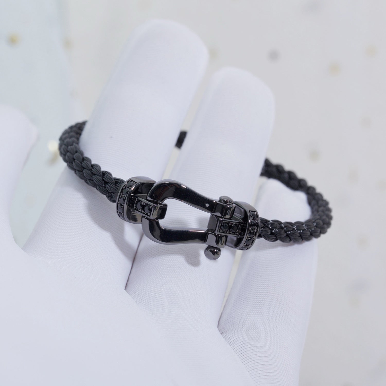 ®Lumi¡¯FORCE GROSSE SERIE HUFEISENSCHWARZES SAMURAI-ARMBAND