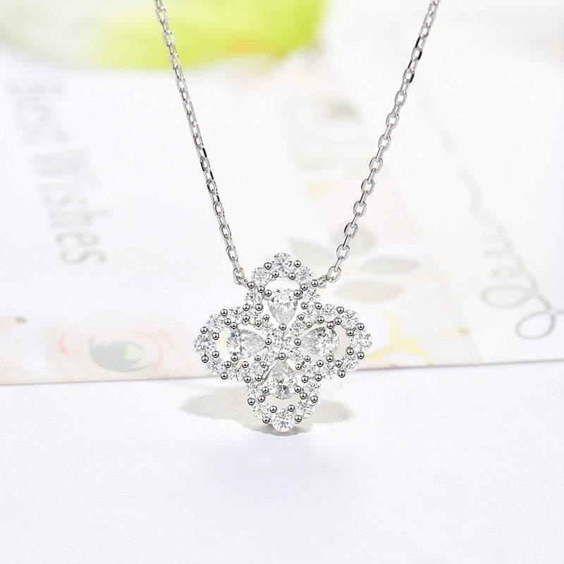 ¡®Lumi¡¯LOOP-HALSKETTE MIT VOLLSTÄNDIGEM DIAMANTMOTIV, 16 MM, MEHRERE FARBEN