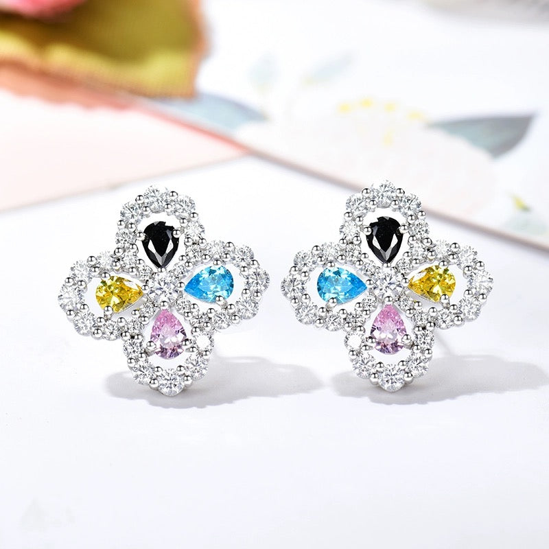 Lumi® Loop-Ohrringe mit Vollmotiv-Diamant, 16 mm